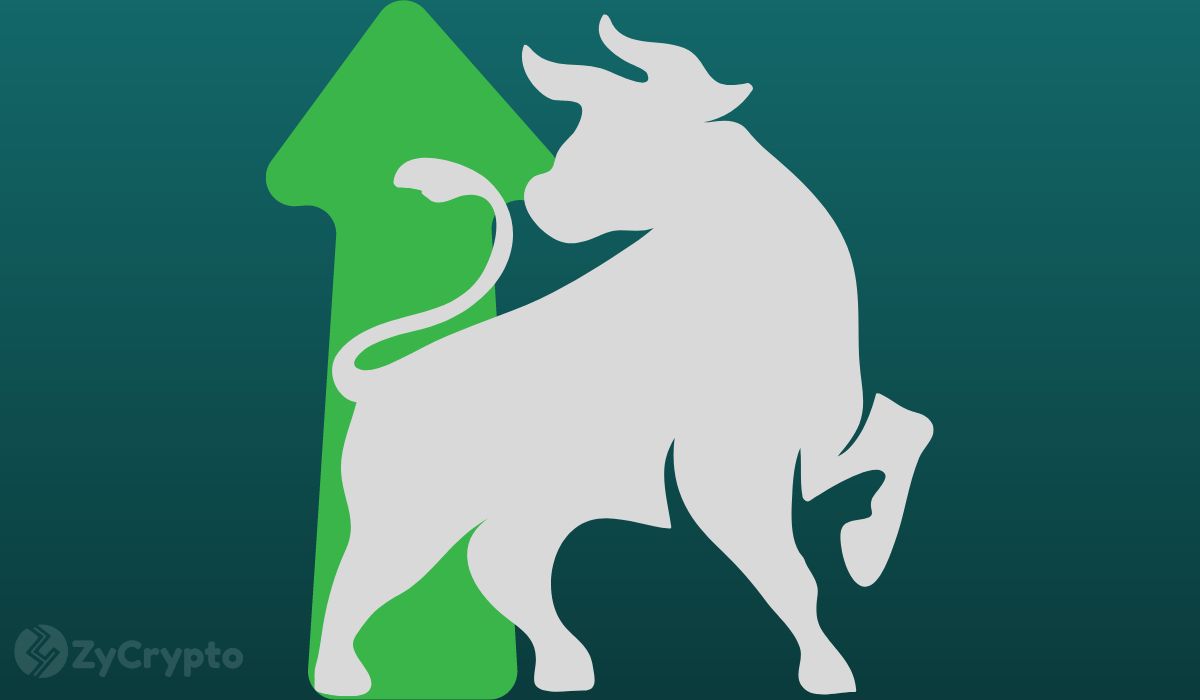 Industry Expert Sees A ‘Cyclical Valhalla’ Sending Bitcoin’s Price To $700,000 While Solana Targets $1,800