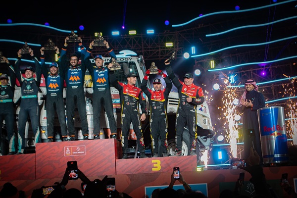 Loprais Team secures third place in Dakar 2025 « Blog InstaForex