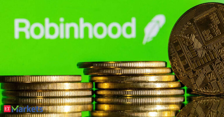 Robinhood shares surge 14% after co gains ground in crypto trading, intensifying competition