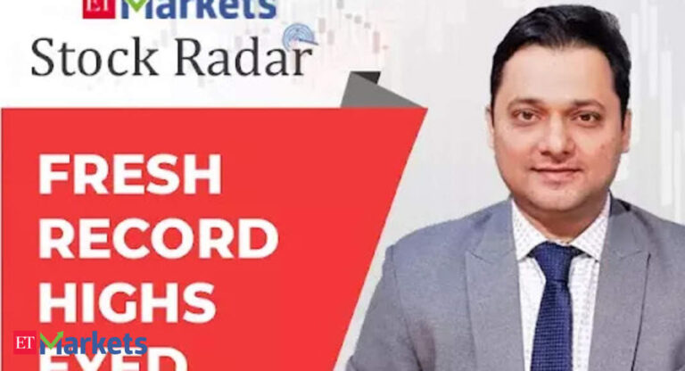 Stock Radar: Long-term trend intact! Chambal Fertilizer trading above 200-EMA