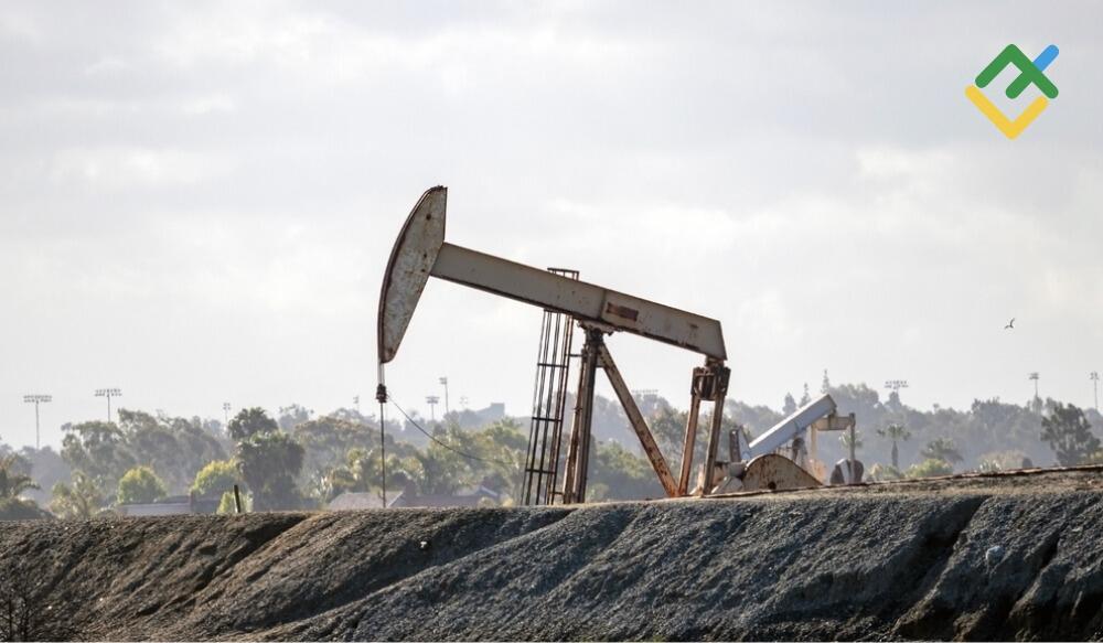 Technical analysis for USCrude, XAUUSD, and EURUSD today (10 February 2025)