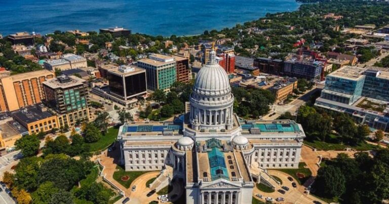 Wisconsin doubles down on BlackRock's Bitcoin ETF with $321 million investment