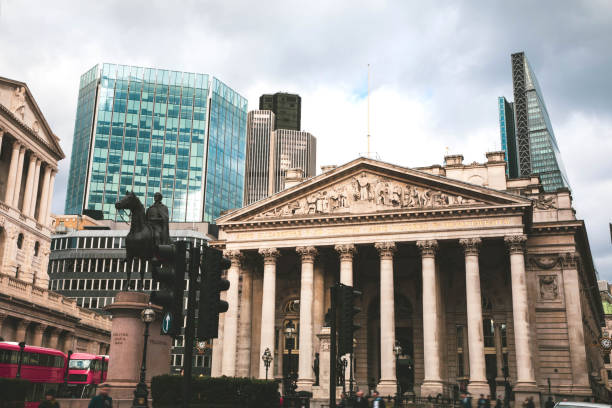 Bank of England Preview - Quarterly Cuts Amid Elevated Uncertainty - Action Forex