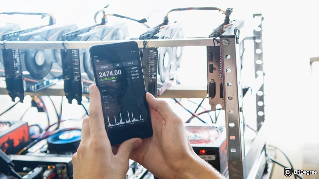 Bitcoin Mining From Bed: How Solo Miner Struck $266,000