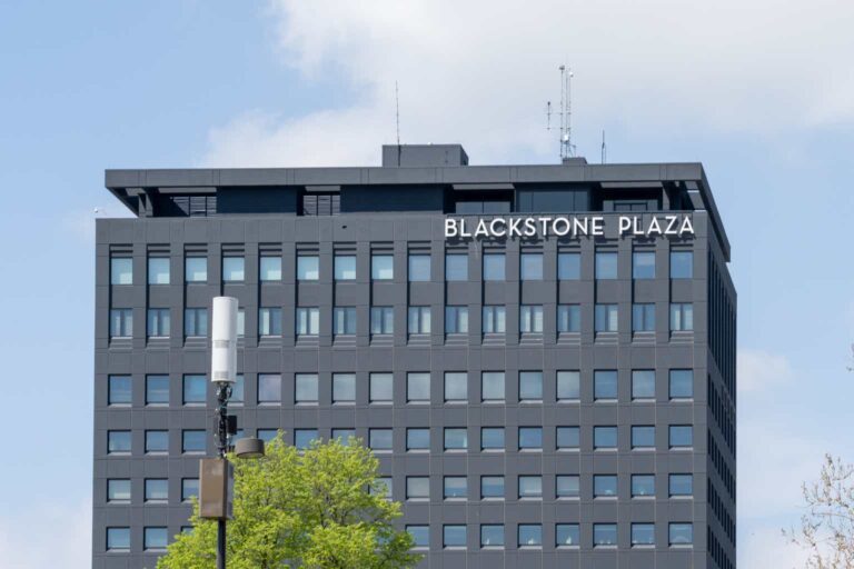 Blackstone Mortgage Trust: Weak Dividend Coverage A Red Flag (NYSE:BXMT)