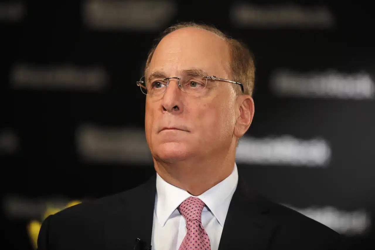Larry Fink Predicts Bitcoin Could Replace US Dollar As Reserve Asset, Here’s Why