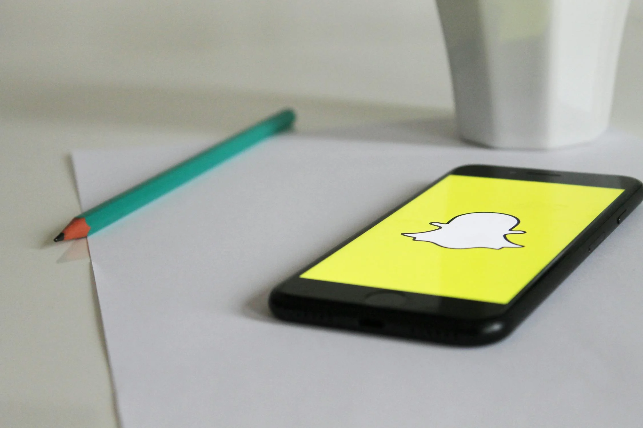Snapchat Launches Sponsored Snaps in India, AJIO Becomes First Partner - Equitypandit