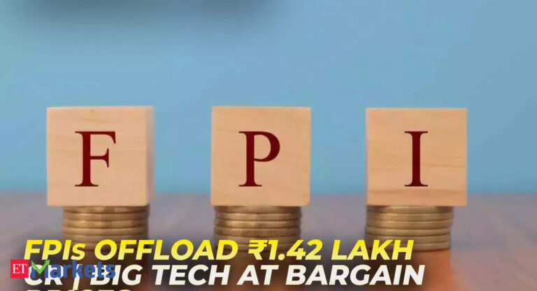 Two Sharp with ET: FIIs keep selling in March; US big tech stocks cheapest in months