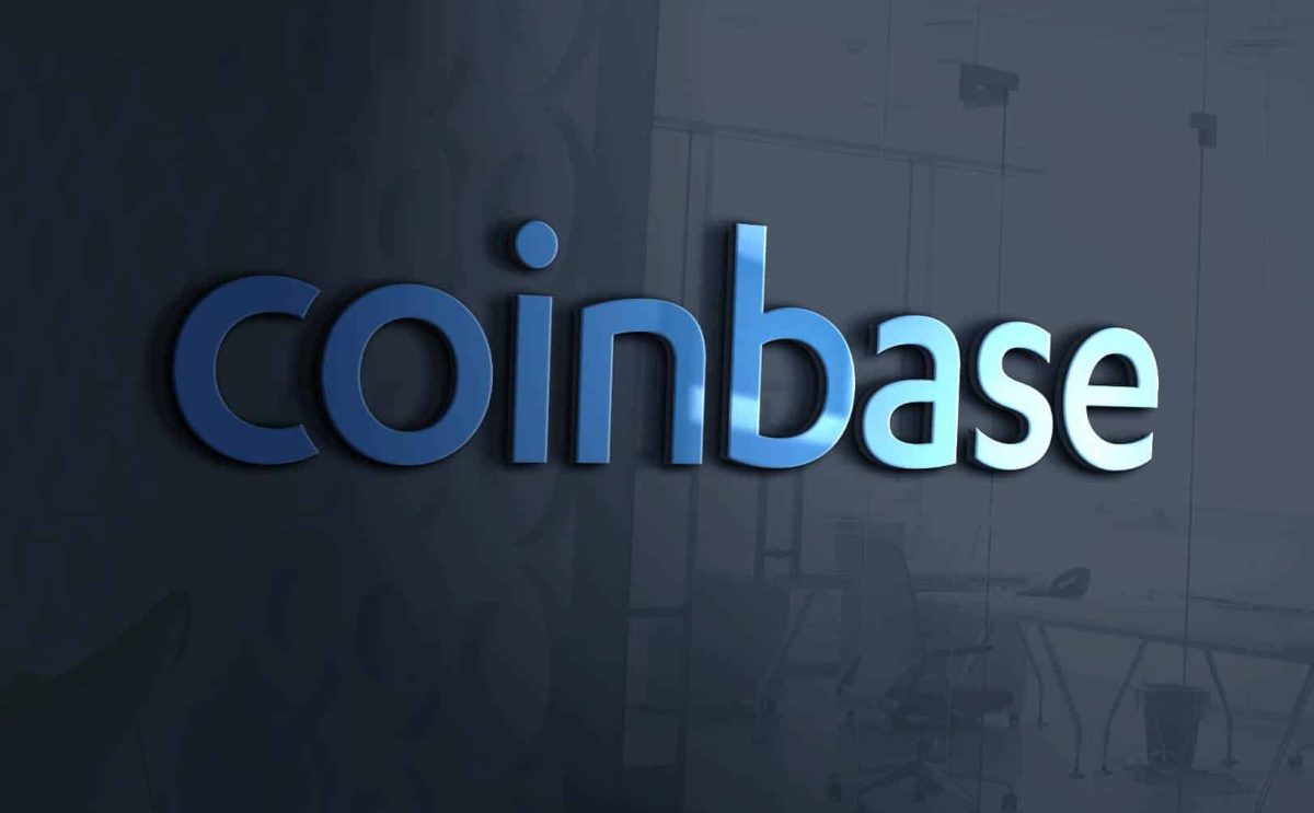 Crypto Market Struggles but Hints at Late-2025 Rebound, According to Coinbase