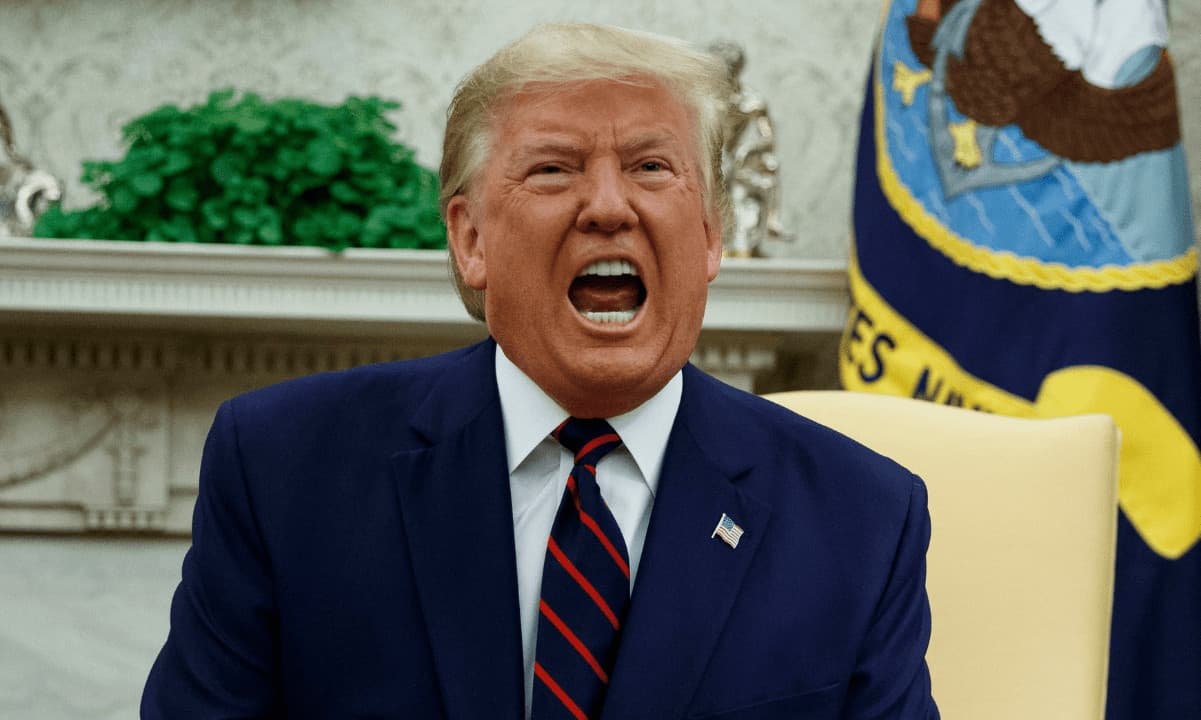 Lawmakers Urge SEC to Preserve Records on Trump-Linked Crypto Firm