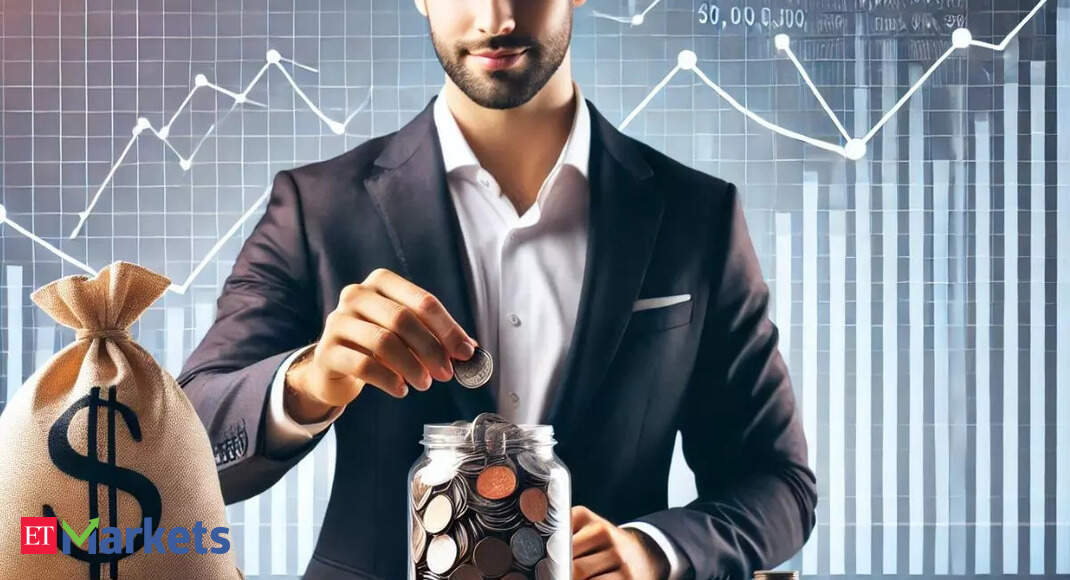 Paytm, Kotak Bank among 5 financial stocks which tick Motilal Oswal's growth, valuation boxes. Check why - Performance Tracker