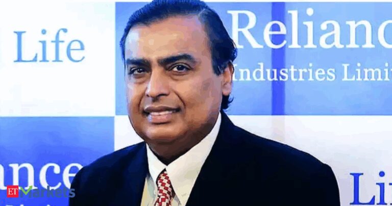 Reliance fires up Dalal Street to over 1% rise