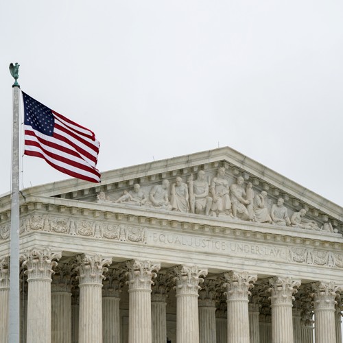 Supreme Court Requests Government Response in Case Challenging IRS Data Seizure from Coinbase – BlockTribune