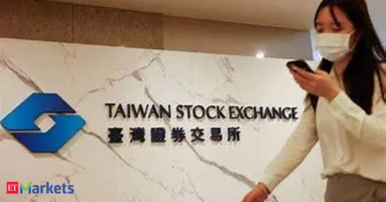 Taiwan extends short-selling curbs after U.S. tariffs bring market turmoil