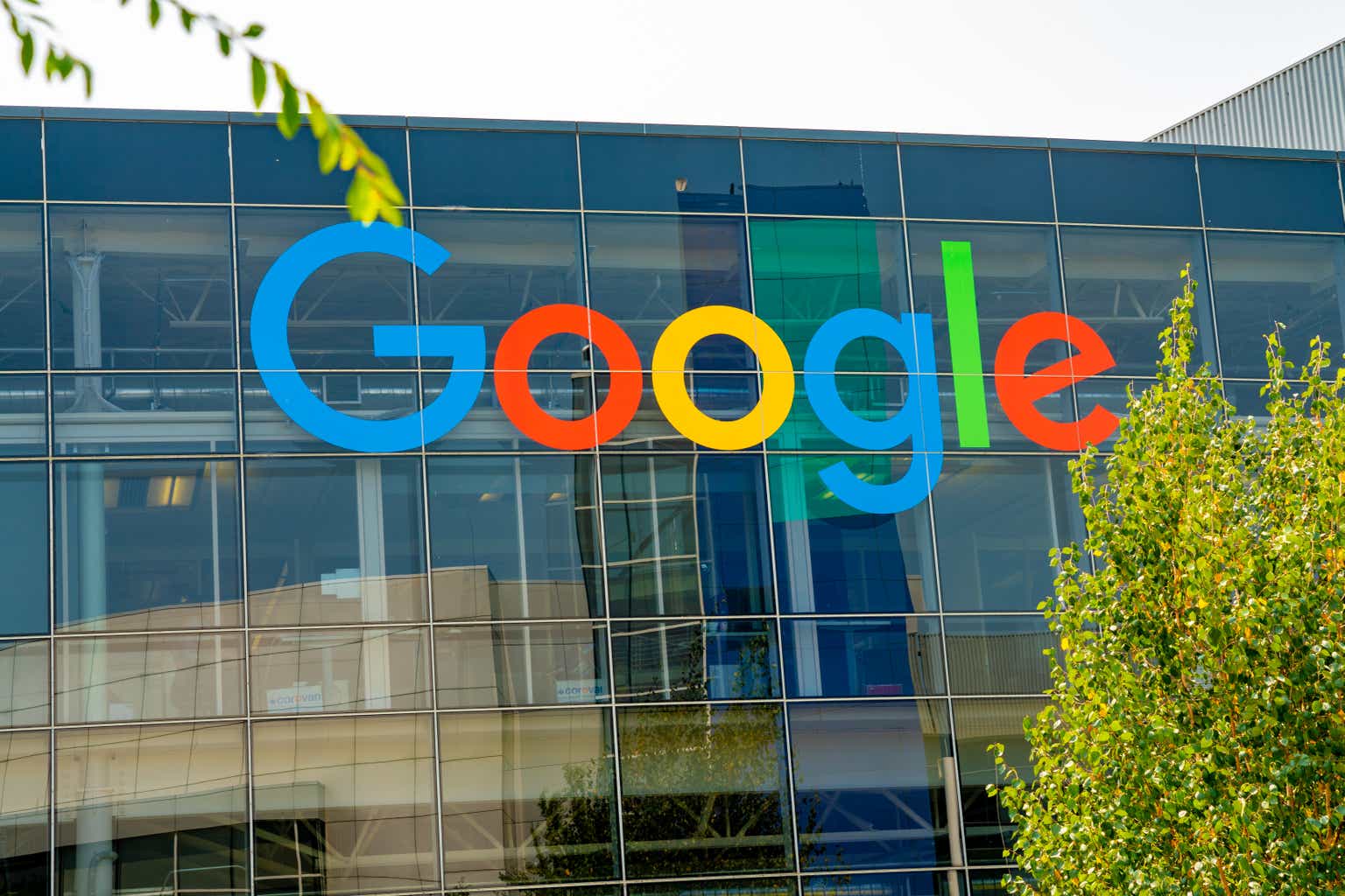 Alphabet: The Bull Case, Backed By Down-To-Earth Projections (NASDAQ:GOOGL)