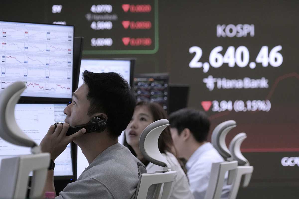 Asian shares are mostly higher after S&P 500 rallies 2%