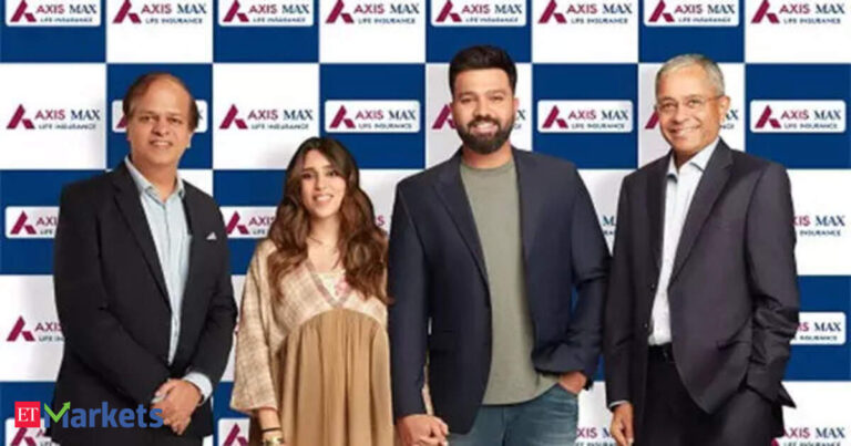 Axis Max Life Insurance plans to list its stock directly