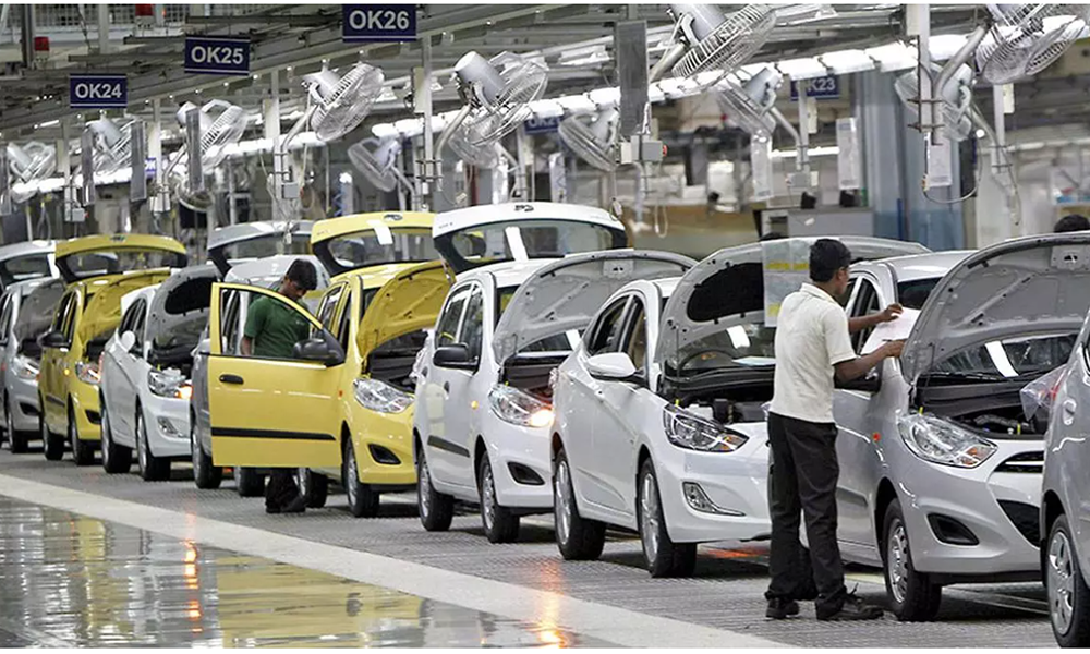 Bajaj Auto Shares Slip 3% as April Sales Slow Down - Equitypandit