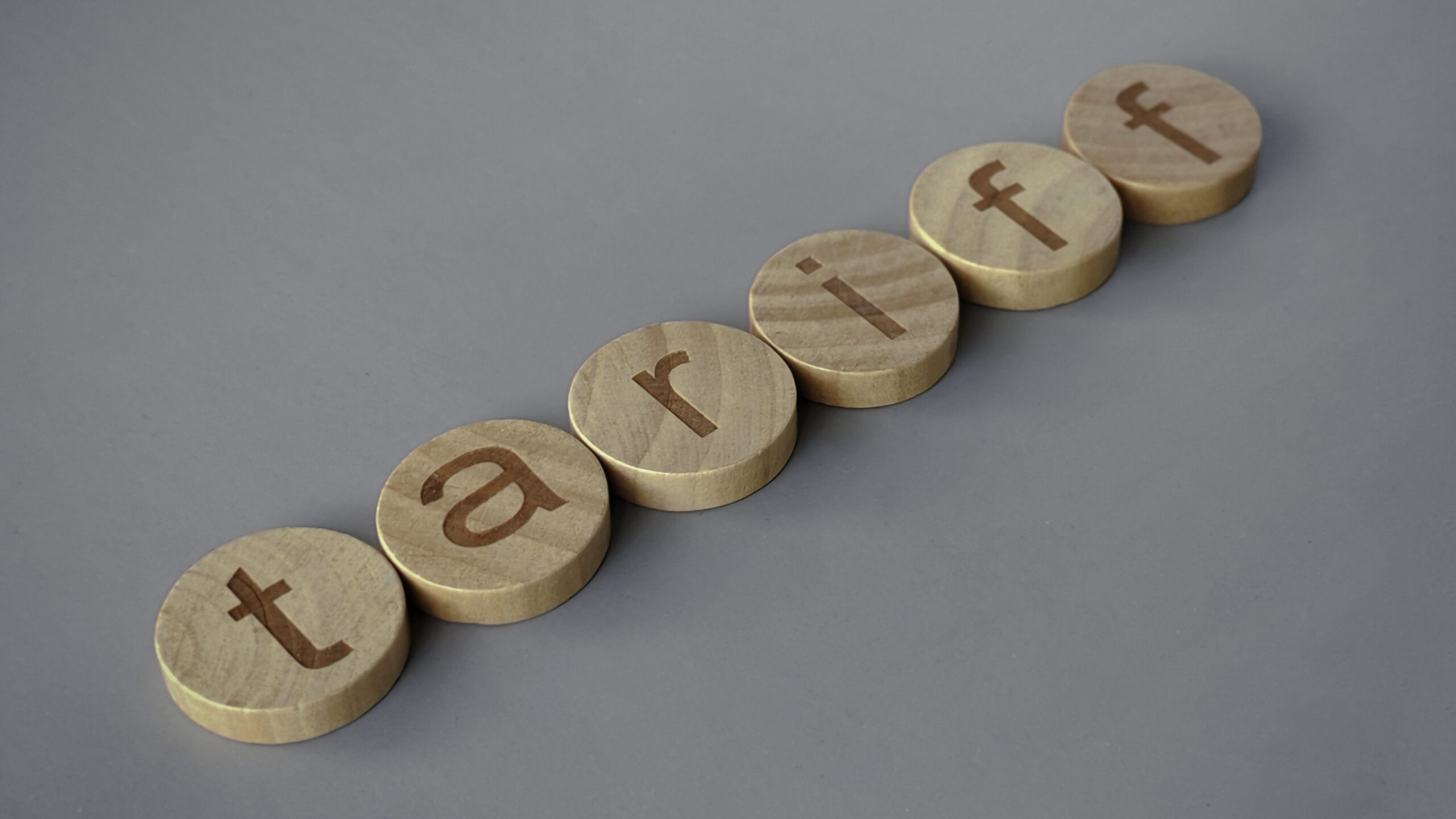 Tariff Truce Wobbles at Halfway Mark; Risk Sentiment Falters on Renewed Threats - Action Forex