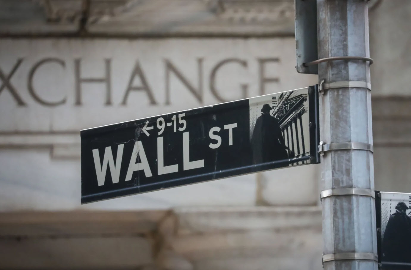 Stocks, Bonds, Dollar Fall As Trade Risks Flare Up: Markets Wrap