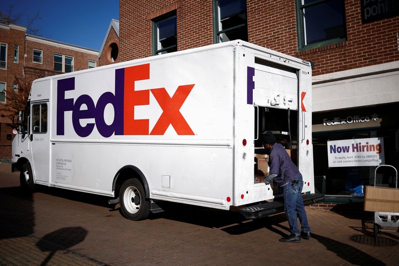 FedEx shares sink 5% after profit outlook highlights tariff challenges