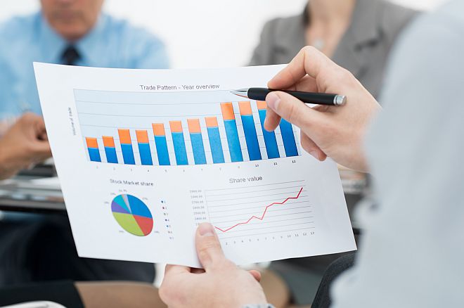 Girl Fight - Fat Tail Daily