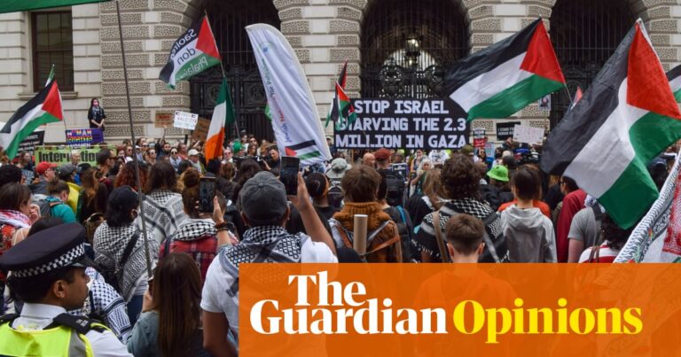 I really hate to say it, but I agree with JD Vance. Britain has a free speech problem | Arwa Mahdawi