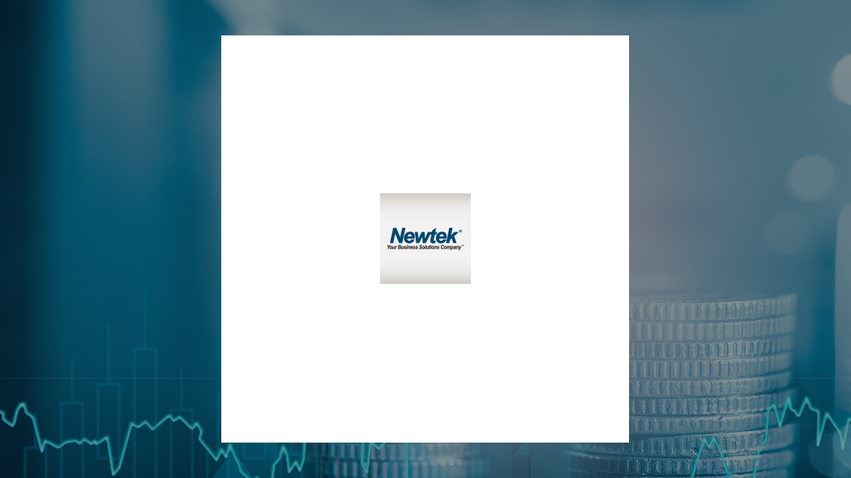 Insider Buying: NewtekOne, Inc. (NASDAQ:NEWT) CEO Purchases 2,000 Shares of Stock
