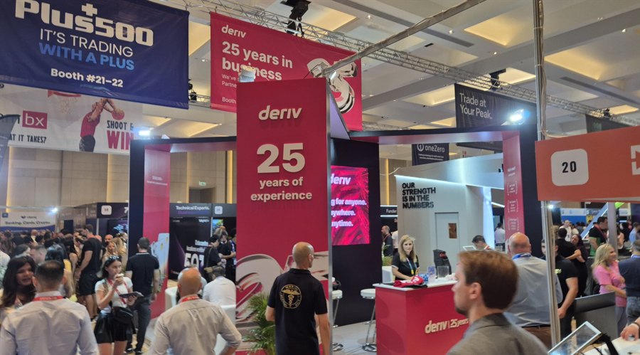 Attendees at the iFX EXPO International 2025