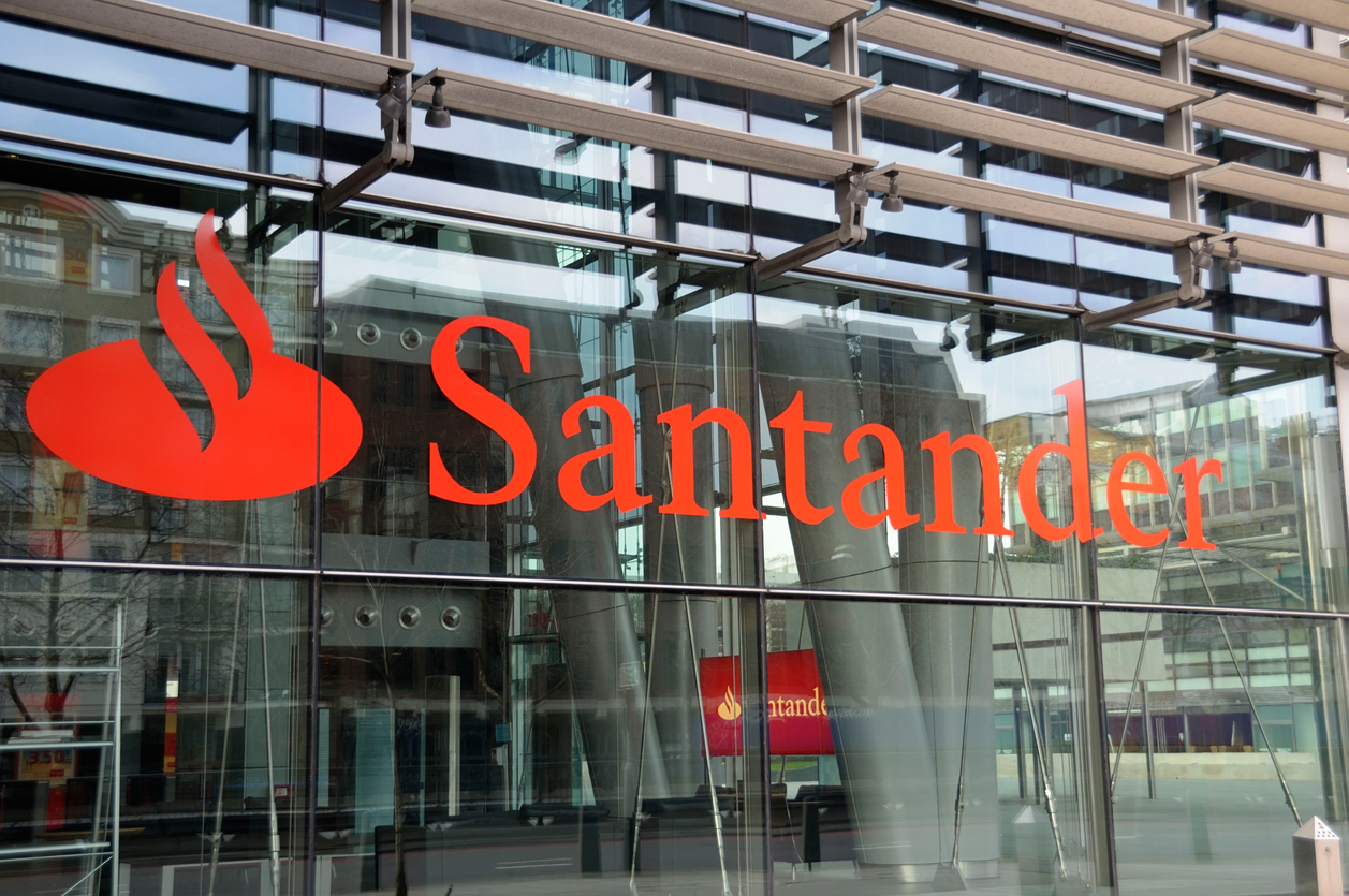 Santander to Acquire TSB from Sabadell in £2.65 Billion Deal