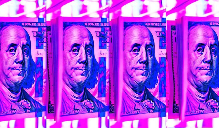 $7,800,000,000 Asset Manager Piles Into Three Assets, Outlines Several 'Massive' Industry Disruptors - The Daily Hodl