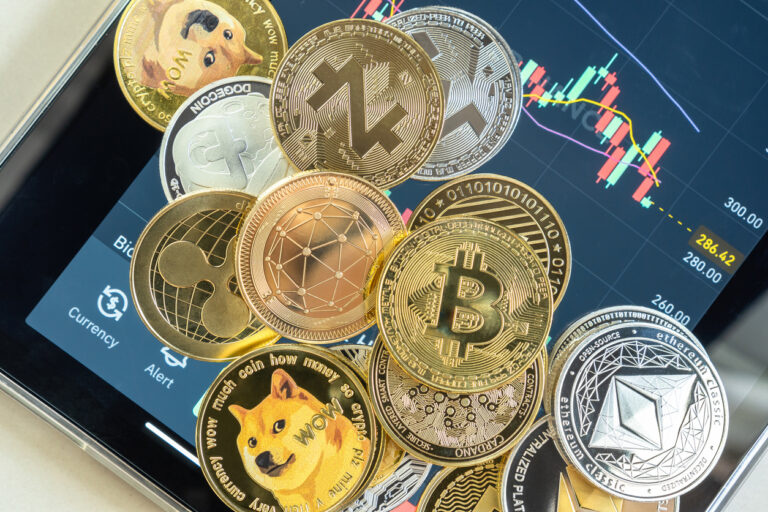 Altcoins Have Taken the Initiative - Action Forex