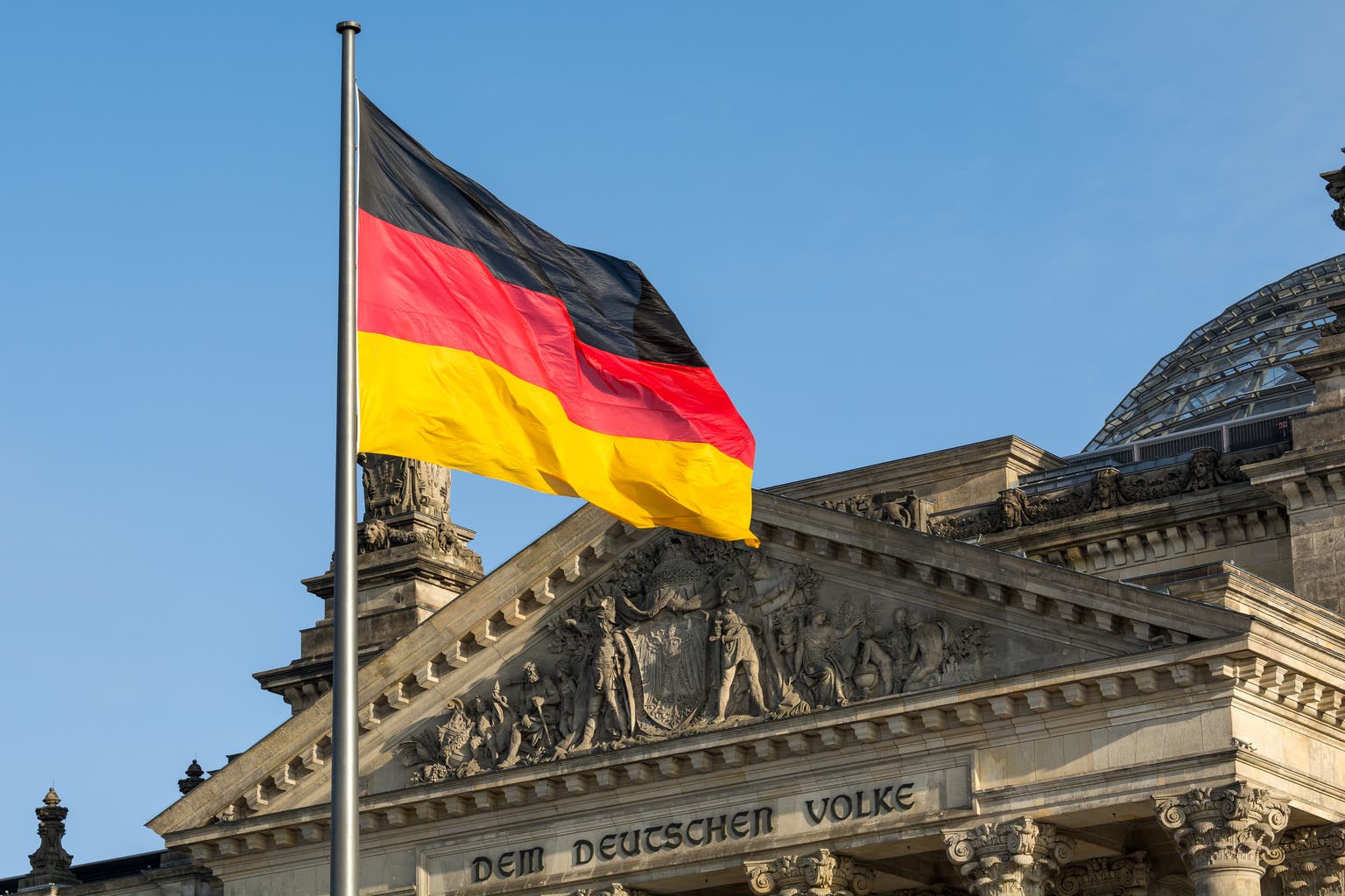 German Economy Falls Back Into Recessionary Territory