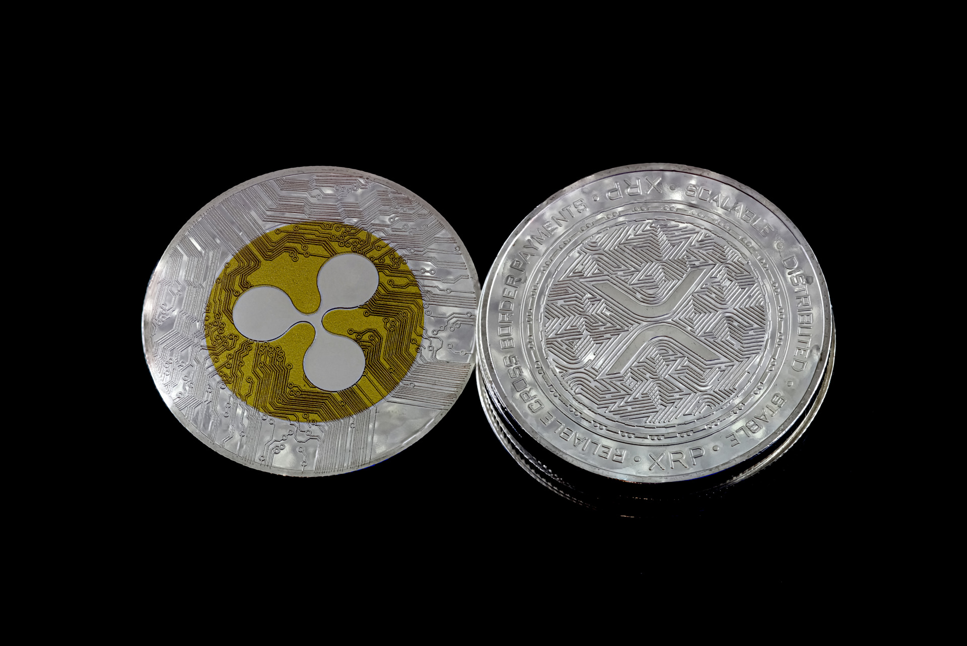 Ripple Co-Founder Moves $175M in XRP, Stirring Sell-Off Fears and Community Backlash