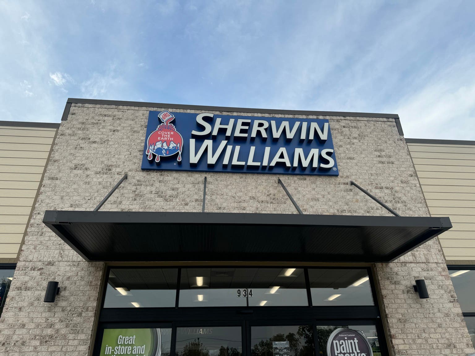 Sherwin-Williams: Stock's Price Is Off The Wall - Strong Sell (NYSE:SHW)