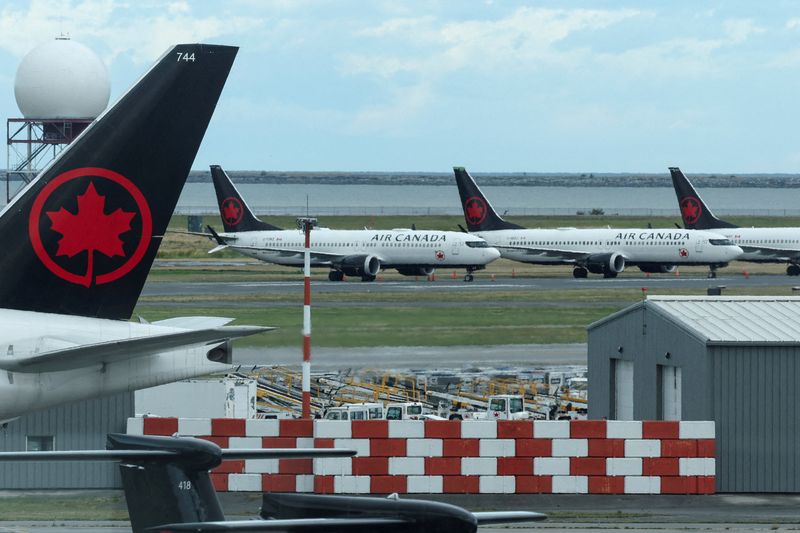 Air Canada to resume flights after government moves to end strike