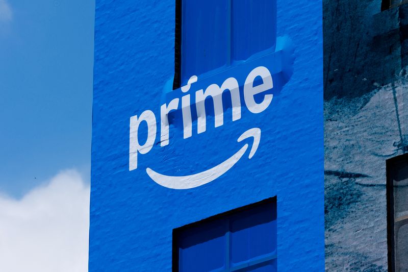 Amazon adds perishable foods to same-day delivery to take on Instacart, Walmart