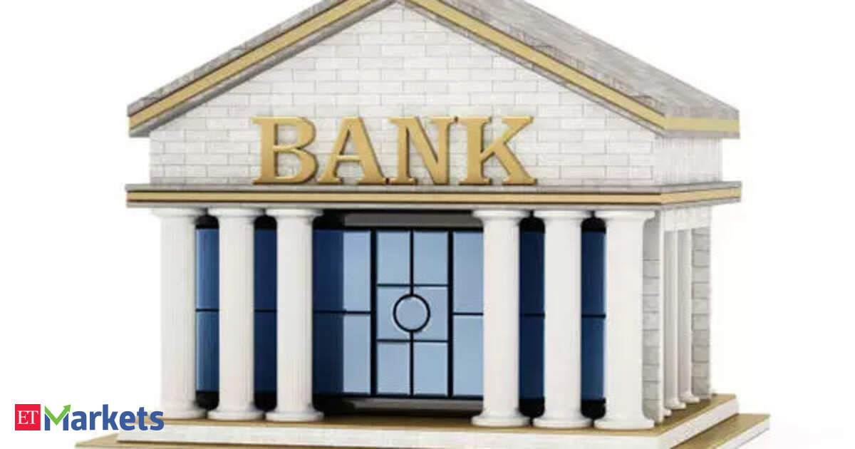 Banks boost equity investments by 49% in FY25 amid retail FOMO