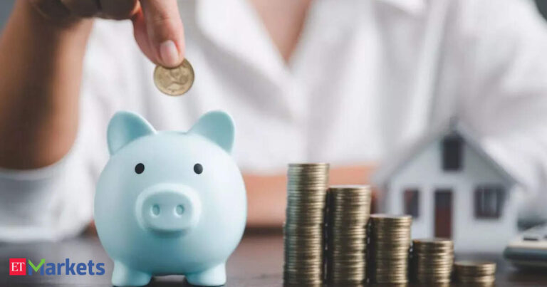 The Barbell Advantage: Positioning for stability and opportunity in Indian fixed income