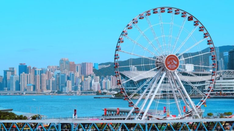 QMMM Stock Skyrockets 1,730% After Announcing $100 Million Crypto Treasury