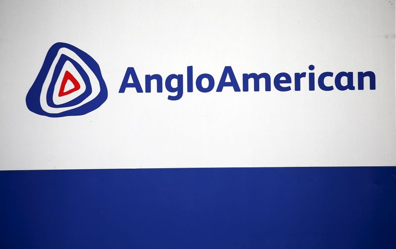 Anglo American, Codelco finalise $5 billion Chilean copper mines deal