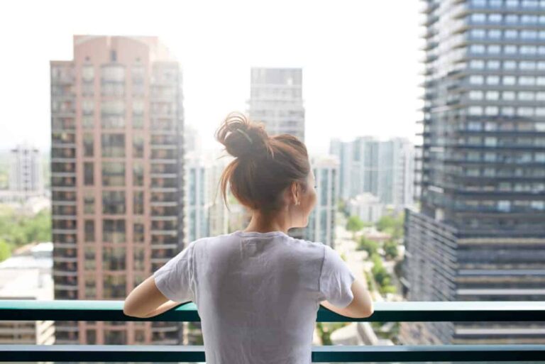 Earn Monthly Rent Income Tax Free in a TFSA With This TSX Apartment REIT | The Motley Fool Canada