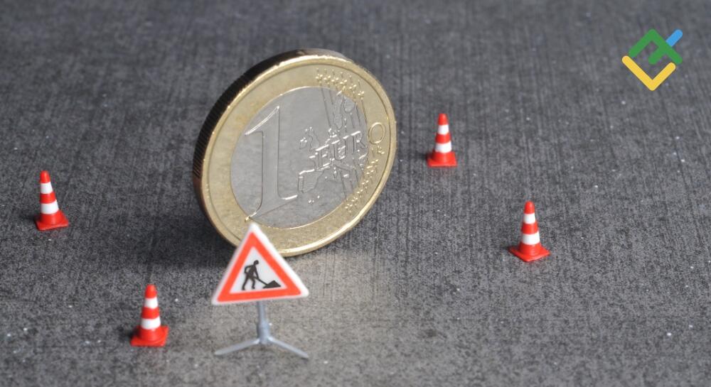 Euro Edges Higher Amid Hawkish Fed Tone. Forecast as of 23.09.2025 | LiteFinance