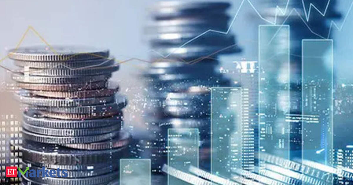 Invest Rs 30,000, get assured Rs 24 lakh daily: An offer that got an investment advisor barred by Sebi