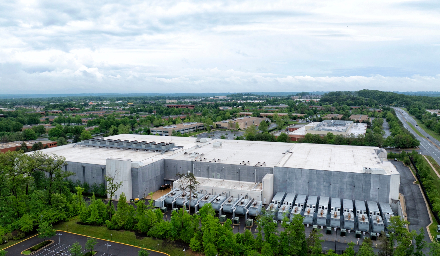 Nvidia: Despite Risks, New Signals of Potential Upside Ahead (NASDAQ:NVDA)