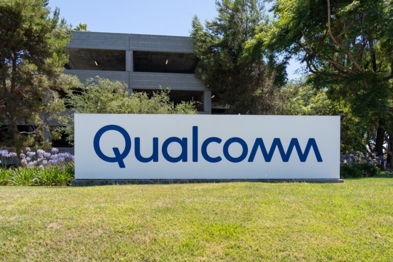 Qualcomm: A 'Cold' Chip In A 'Hot' AI World (NASDAQ:QCOM)