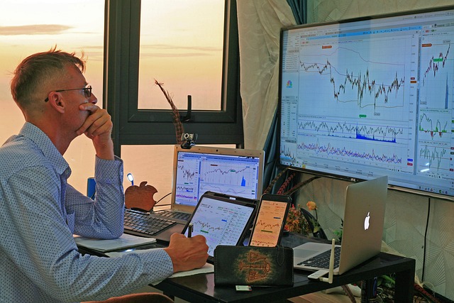 Top Free Tools to Track Forex News and Avoid Big Losses - Forexblogger.com.ng