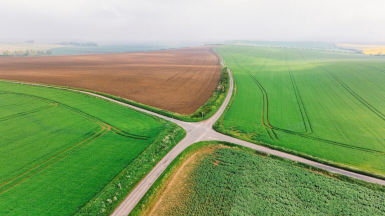 Trimble: Navigating North (NASDAQ:TRMB)