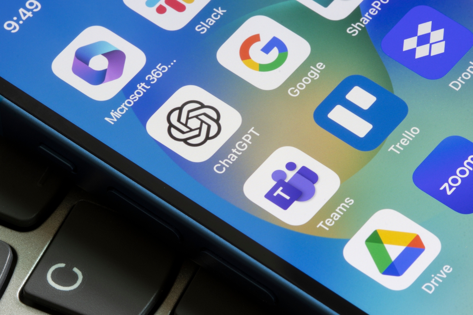 Wall Street Brunch: Hooray For DevDay (NASDAQ:MSFT)