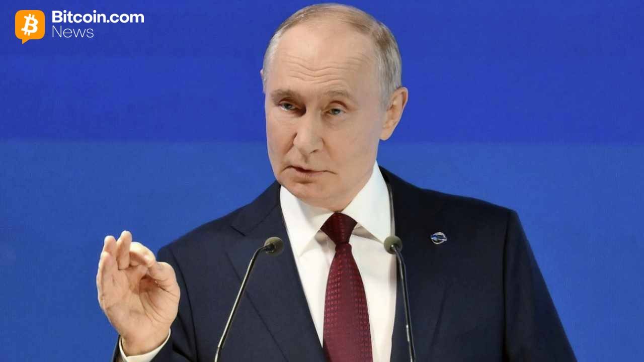 Russia Rejects Anti-Dollar Claims as Putin Defends BRICS Trade Strategy